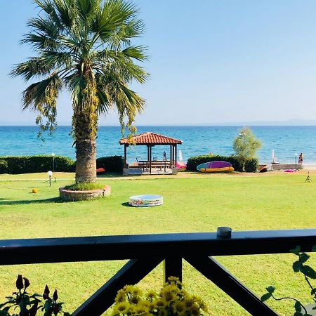 On The Beach Apartment Полихроно Экстерьер фото
